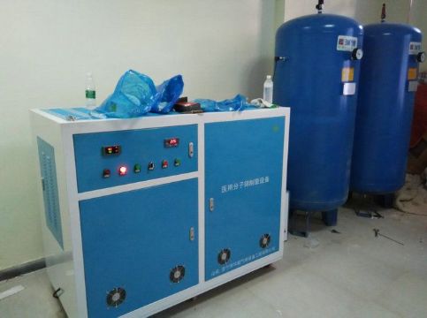 點(diǎn)擊查看詳細(xì)信息<br>標(biāo)題：云南永勝客戶(hù)定制的醫(yī)用分子篩制氧設(shè)備 閱讀次數(shù)：4313